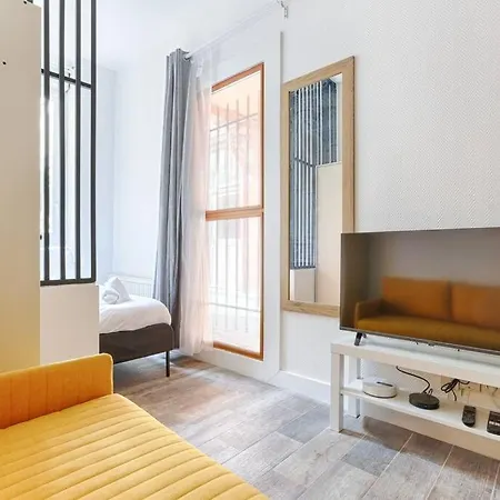 Republique Canal St Martin Charming Apartment Paris Exterior photo