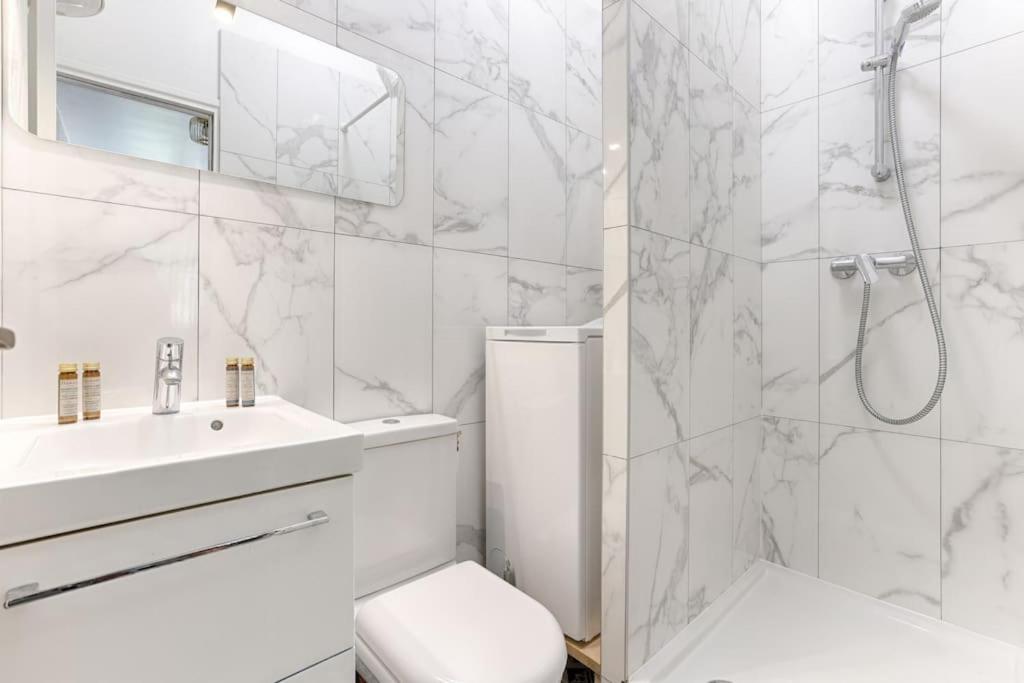 Apartamento Republique Canal St Martin Charming
